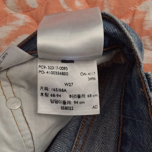 501 Levi Jean Shorts - Picture 5 of 5